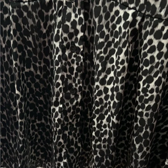 Torrid Black and White Leopard Print Blouse - Picture 3 of 3